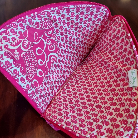 Vera Bradley Pink Print Laptop Carry Cover - Picture 14 of 14